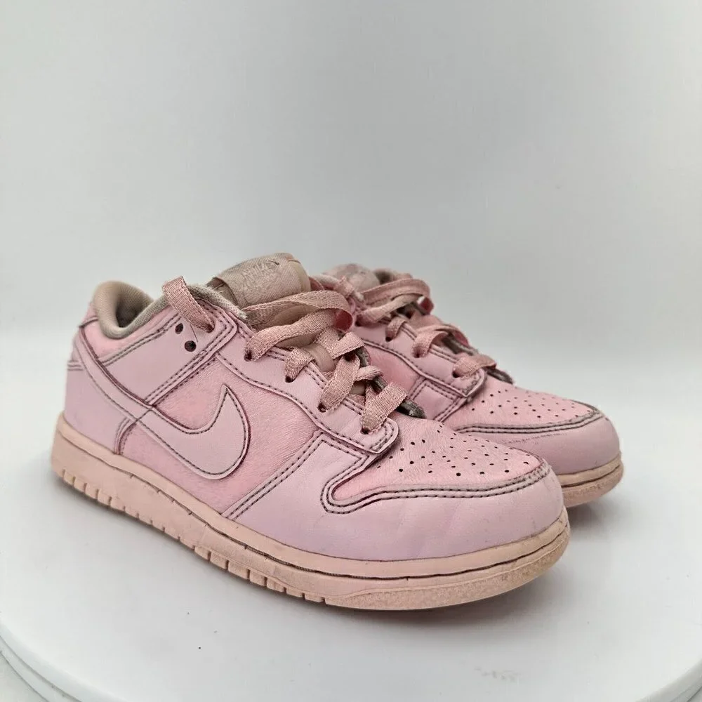 Nike Dunk Low SE Youth Sz 1Y AA3146 601 Triple Prism Pink Leather Training Shoes